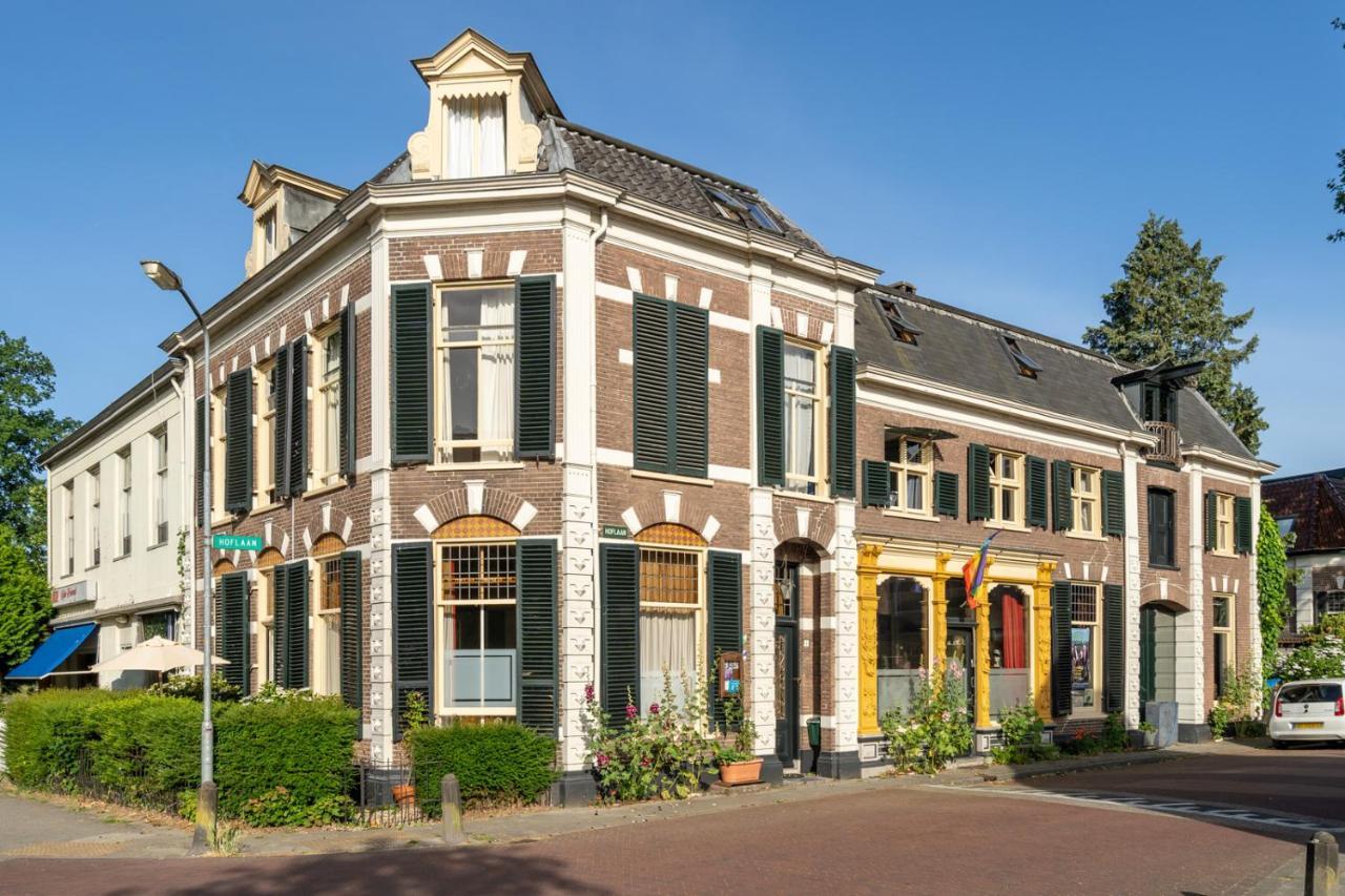 Huis Met De Leeuwenkoppen Dieren Ngoại thất bức ảnh